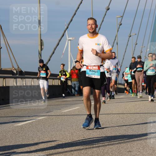 03.10.2025 - Köhlbrandbrückenlauf Strokosch-Dieckow http://msf.ph/oto/9113607 03.10.2025 09:47:58 Position 2 08, 3345 meine-sportfotos.de