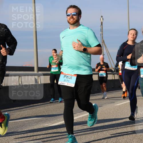 03.10.2025 - Köhlbrandbrückenlauf Strokosch-Dieckow http://msf.ph/oto/9113712 03.10.2025 09:48:11 Position 2 3768, 2077, 1654, 1844 meine-sportfotos.de