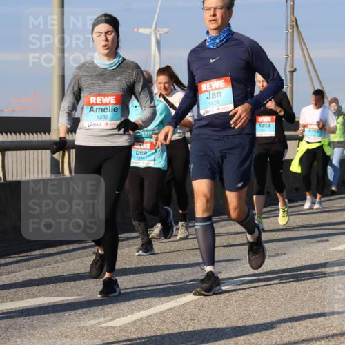03.10.2025 - Köhlbrandbrückenlauf Strokosch-Dieckow http://msf.ph/oto/9113890 03.10.2025 09:48:32 Position 2 1438, 1514, 1439, 162 meine-sportfotos.de