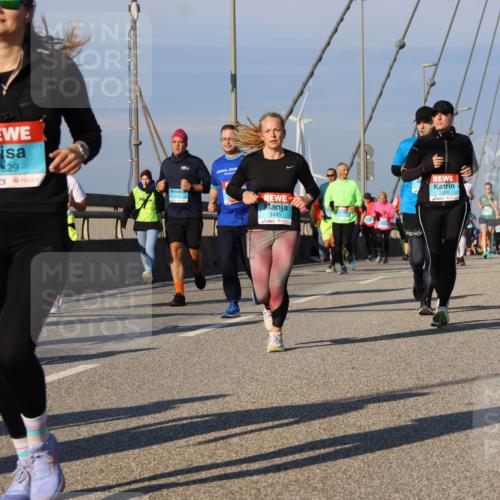03.10.2025 - Köhlbrandbrückenlauf Strokosch-Dieckow http://msf.ph/oto/9113916 03.10.2025 09:48:34 Position 2 1627, 829, 3445, 3326 meine-sportfotos.de