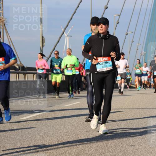 03.10.2025 - Köhlbrandbrückenlauf Strokosch-Dieckow http://msf.ph/oto/9113927 03.10.2025 09:48:35 Position 2 3445, 3326 meine-sportfotos.de