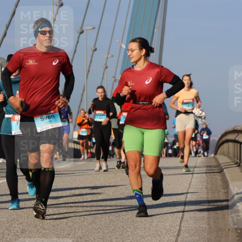 03.10.2025 - Köhlbrandbrückenlauf Strokosch-Dieckow http://msf.ph/oto/9114346 03.10.2025 09:49:08 Position 2 08, 1195 meine-sportfotos.de