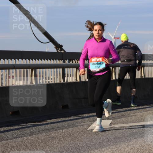03.10.2025 - Köhlbrandbrückenlauf Strokosch-Dieckow http://msf.ph/oto/9114386 03.10.2025 09:49:11 Position 2 3352 meine-sportfotos.de