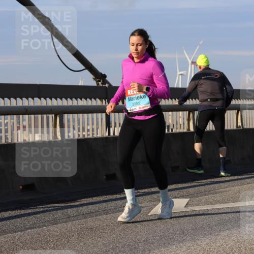 03.10.2025 - Köhlbrandbrückenlauf Strokosch-Dieckow http://msf.ph/oto/9114399 03.10.2025 09:49:11 Position 2 3352 meine-sportfotos.de