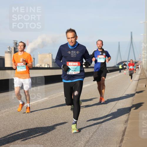 03.10.2025 - Köhlbrandbrückenlauf Lena Gebhardt http://msf.ph/oto/9115339 03.10.2025 09:43:31 Position 2 1423, 50, 3836 meine-sportfotos.de