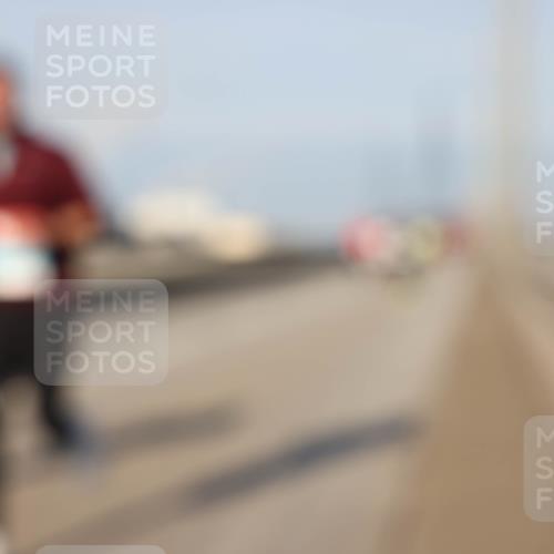 03.10.2025 - Köhlbrandbrückenlauf Lena Gebhardt http://msf.ph/oto/9115784 03.10.2025 09:43:45 Position 2  meine-sportfotos.de