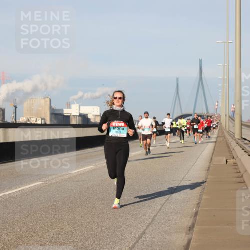 03.10.2025 - Köhlbrandbrückenlauf Lena Gebhardt http://msf.ph/oto/9115815 03.10.2025 09:43:51 Position 2 3174 meine-sportfotos.de