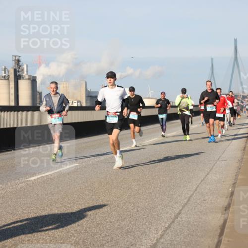 03.10.2025 - Köhlbrandbrückenlauf Lena Gebhardt http://msf.ph/oto/9116101 03.10.2025 09:43:57 Position 2 1432 meine-sportfotos.de