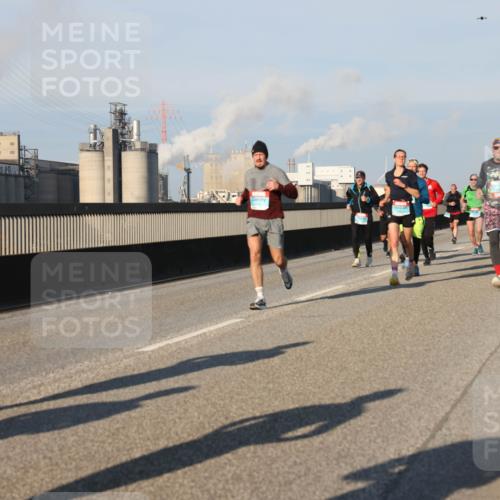 03.10.2025 - Köhlbrandbrückenlauf Lena Gebhardt http://msf.ph/oto/9116562 03.10.2025 09:44:08 Position 2  meine-sportfotos.de