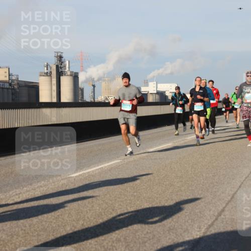 03.10.2025 - Köhlbrandbrückenlauf Lena Gebhardt http://msf.ph/oto/9116580 03.10.2025 09:44:08 Position 2  meine-sportfotos.de