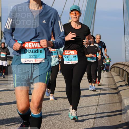 03.10.2025 - Köhlbrandbrückenlauf Strokosch-Dieckow http://msf.ph/oto/9116820 03.10.2025 09:49:56 Position 2 3372, 2006 meine-sportfotos.de