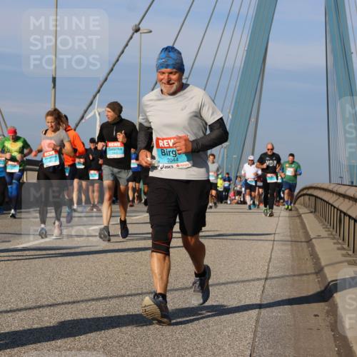 03.10.2025 - Köhlbrandbrückenlauf Strokosch-Dieckow http://msf.ph/oto/9116861 03.10.2025 09:50:04 Position 2 2956, 2044 meine-sportfotos.de