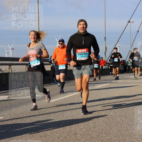 03.10.2025 - Köhlbrandbrückenlauf Strokosch-Dieckow http://msf.ph/oto/9116888 03.10.2025 09:50:07 Position 2 1907, 1905 meine-sportfotos.de