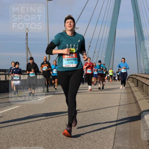 03.10.2025 - Köhlbrandbrückenlauf Strokosch-Dieckow http://msf.ph/oto/9117063 03.10.2025 09:50:21 Position 2 2025, 1735 meine-sportfotos.de