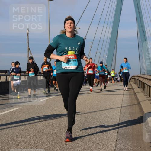 03.10.2025 - Köhlbrandbrückenlauf Strokosch-Dieckow http://msf.ph/oto/9117068 03.10.2025 09:50:21 Position 2 2025, 1735 meine-sportfotos.de