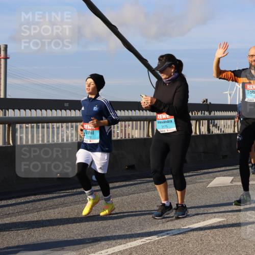 03.10.2025 - Köhlbrandbrückenlauf Strokosch-Dieckow http://msf.ph/oto/9117107 03.10.2025 09:50:25 Position 2 378, 3175, 1925 meine-sportfotos.de