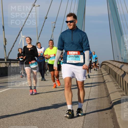 03.10.2025 - Köhlbrandbrückenlauf Strokosch-Dieckow http://msf.ph/oto/9117223 03.10.2025 09:50:34 Position 2 2110, 3180 meine-sportfotos.de