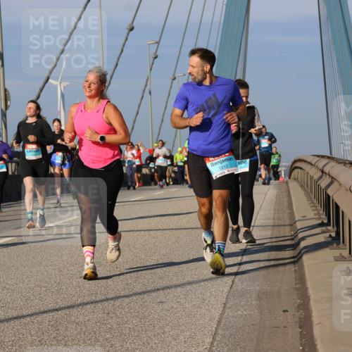 03.10.2025 - Köhlbrandbrückenlauf Strokosch-Dieckow http://msf.ph/oto/9117686 03.10.2025 09:51:27 Position 2 1212 meine-sportfotos.de