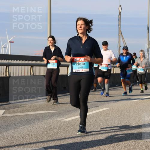 03.10.2025 - Köhlbrandbrückenlauf Strokosch-Dieckow http://msf.ph/oto/9117986 03.10.2025 09:51:55 Position 2 1695, 2064 meine-sportfotos.de