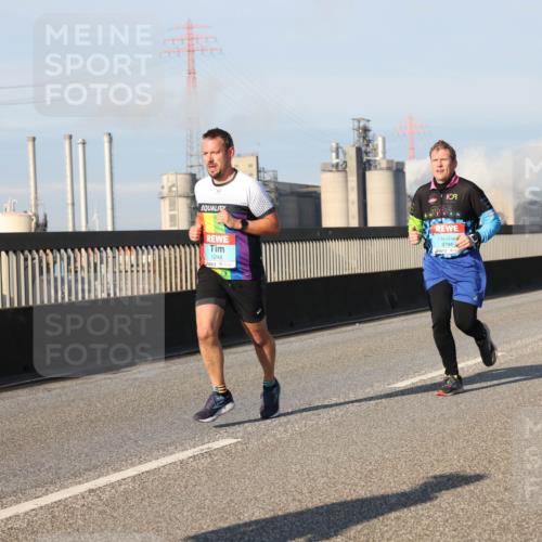 03.10.2025 - Köhlbrandbrückenlauf Lena Gebhardt http://msf.ph/oto/9118222 03.10.2025 09:44:41 Position 2 3794, 1248 meine-sportfotos.de