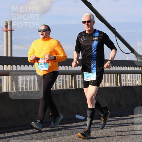03.10.2025 - Köhlbrandbrückenlauf Strokosch-Dieckow http://msf.ph/oto/9118237 03.10.2025 09:52:21 Position 2 1667, 3468 meine-sportfotos.de