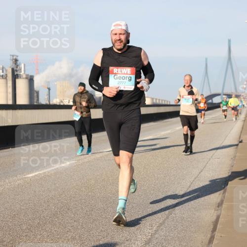 03.10.2025 - Köhlbrandbrückenlauf Lena Gebhardt http://msf.ph/oto/9118454 03.10.2025 09:44:48 Position 2 2777 meine-sportfotos.de