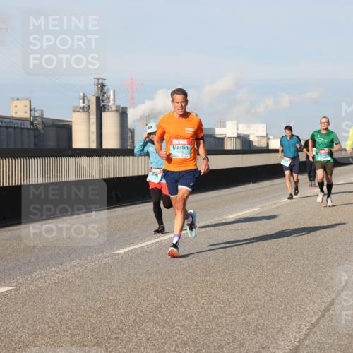 03.10.2025 - Köhlbrandbrückenlauf Lena Gebhardt http://msf.ph/oto/9118611 03.10.2025 09:44:57 Position 2 1315 meine-sportfotos.de