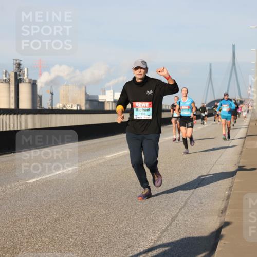03.10.2025 - Köhlbrandbrückenlauf Lena Gebhardt http://msf.ph/oto/9118901 03.10.2025 09:45:04 Position 2 1133 meine-sportfotos.de