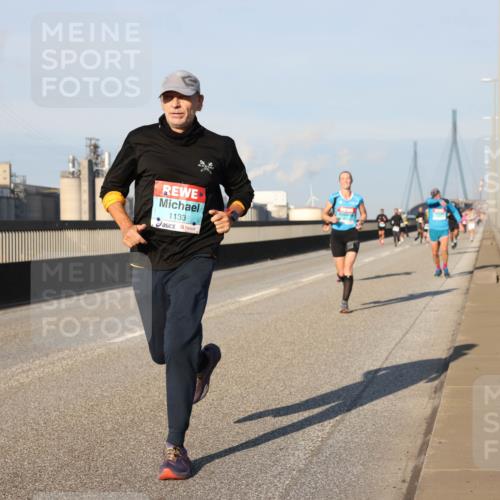 03.10.2025 - Köhlbrandbrückenlauf Lena Gebhardt http://msf.ph/oto/9118957 03.10.2025 09:45:05 Position 2 1133 meine-sportfotos.de