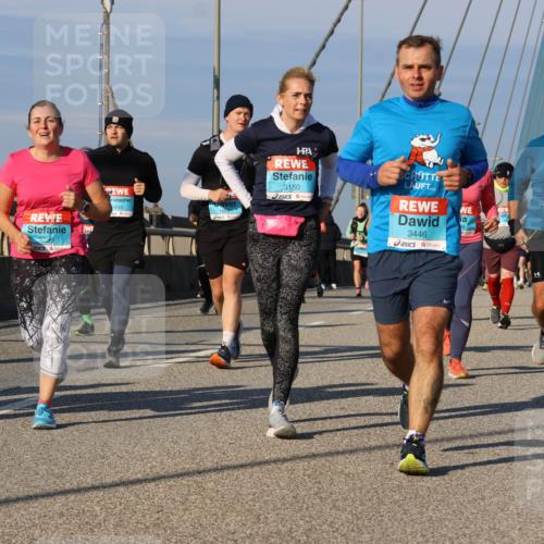 03.10.2025 - Köhlbrandbrückenlauf Strokosch-Dieckow http://msf.ph/oto/9119104 03.10.2025 09:52:47 Position 2 1810, 3150, 3446, 1121 meine-sportfotos.de