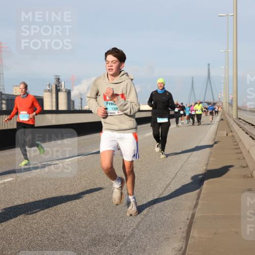 03.10.2025 - Köhlbrandbrückenlauf Lena Gebhardt http://msf.ph/oto/9119477 03.10.2025 09:45:22 Position 2 1396 meine-sportfotos.de