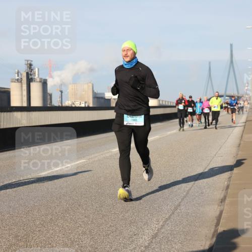 03.10.2025 - Köhlbrandbrückenlauf Lena Gebhardt http://msf.ph/oto/9119533 03.10.2025 09:45:23 Position 2 2940 meine-sportfotos.de