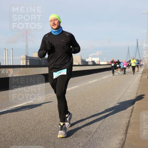 03.10.2025 - Köhlbrandbrückenlauf Lena Gebhardt http://msf.ph/oto/9119569 03.10.2025 09:45:24 Position 2 2940 meine-sportfotos.de