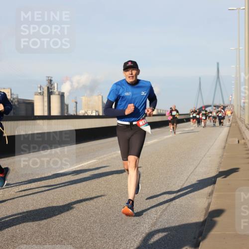 03.10.2025 - Köhlbrandbrückenlauf Lena Gebhardt http://msf.ph/oto/9119666 03.10.2025 09:45:33 Position 2 3650 meine-sportfotos.de