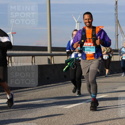 03.10.2025 - Köhlbrandbrückenlauf Strokosch-Dieckow http://msf.ph/oto/9119731 03.10.2025 09:53:55 Position 2 2200 meine-sportfotos.de