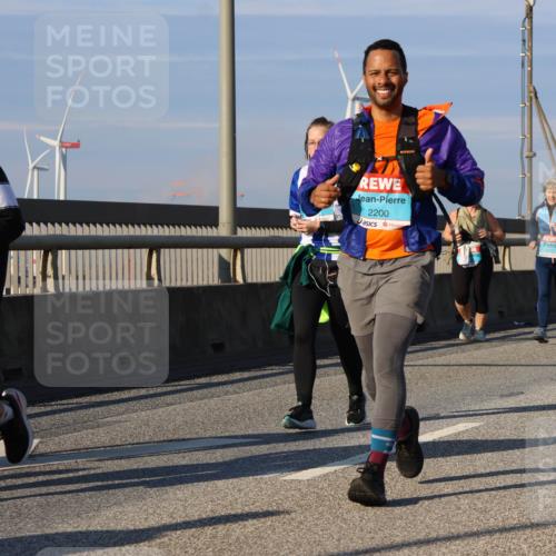 03.10.2025 - Köhlbrandbrückenlauf Strokosch-Dieckow http://msf.ph/oto/9119742 03.10.2025 09:53:56 Position 2 2200 meine-sportfotos.de