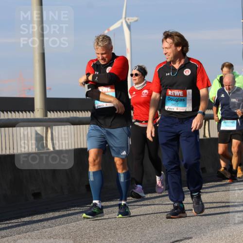 03.10.2025 - Köhlbrandbrückenlauf Strokosch-Dieckow http://msf.ph/oto/9120041 03.10.2025 09:54:24 Position 2 3407, 2121 meine-sportfotos.de