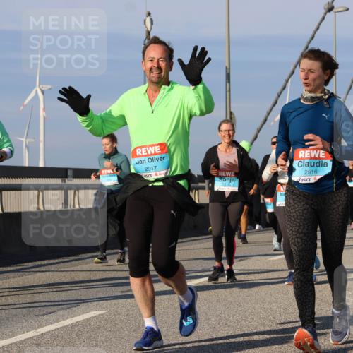 03.10.2025 - Köhlbrandbrückenlauf Strokosch-Dieckow http://msf.ph/oto/9120109 03.10.2025 09:54:34 Position 2 1827, 2917, 2218, 2916 meine-sportfotos.de
