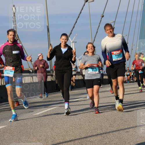 03.10.2025 - Köhlbrandbrückenlauf Strokosch-Dieckow http://msf.ph/oto/9120368 03.10.2025 09:55:04 Position 2 1278, 2969, 2977 meine-sportfotos.de