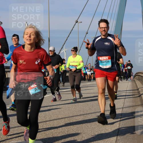 03.10.2025 - Köhlbrandbrückenlauf Strokosch-Dieckow http://msf.ph/oto/9120445 03.10.2025 09:55:12 Position 2 2255, 3151 meine-sportfotos.de