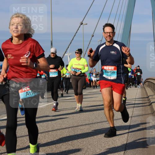 03.10.2025 - Köhlbrandbrückenlauf Strokosch-Dieckow http://msf.ph/oto/9120453 03.10.2025 09:55:12 Position 2 2255, 3151 meine-sportfotos.de