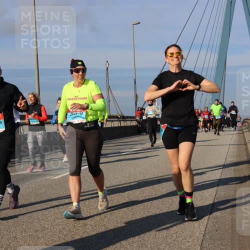 03.10.2025 - Köhlbrandbrückenlauf Strokosch-Dieckow http://msf.ph/oto/9120477 03.10.2025 09:55:15 Position 2 2072, 2907 meine-sportfotos.de