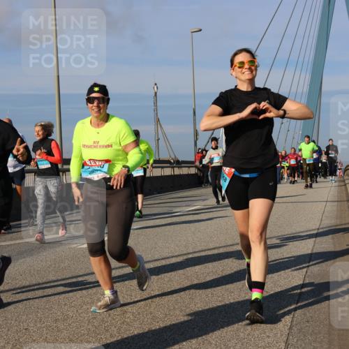 03.10.2025 - Köhlbrandbrückenlauf Strokosch-Dieckow http://msf.ph/oto/9120485 03.10.2025 09:55:15 Position 2 2072, 2907 meine-sportfotos.de