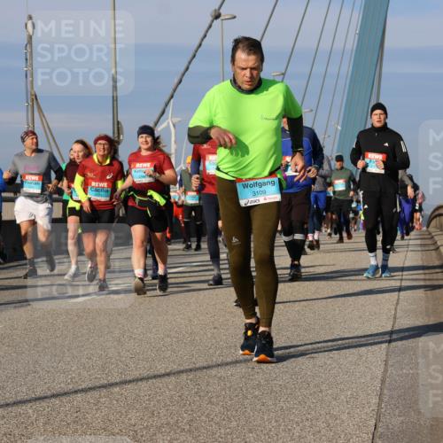 03.10.2025 - Köhlbrandbrückenlauf Strokosch-Dieckow http://msf.ph/oto/9120524 03.10.2025 09:55:23 Position 2 2008, 216, 3109 meine-sportfotos.de