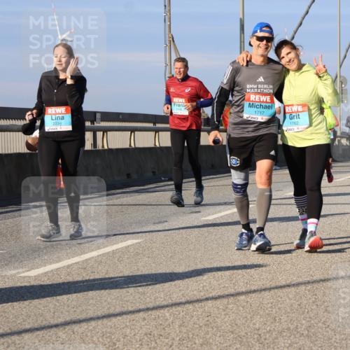 03.10.2025 - Köhlbrandbrückenlauf Strokosch-Dieckow http://msf.ph/oto/9120735 03.10.2025 09:55:48 Position 2 2234, 1717, 1762 meine-sportfotos.de
