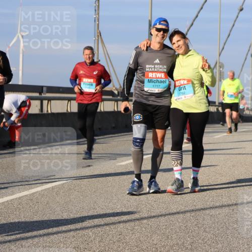 03.10.2025 - Köhlbrandbrückenlauf Strokosch-Dieckow http://msf.ph/oto/9120767 03.10.2025 09:55:49 Position 2 2234, 2408, 1717, 1762 meine-sportfotos.de