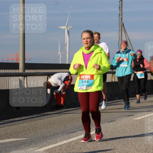 03.10.2025 - Köhlbrandbrückenlauf Strokosch-Dieckow http://msf.ph/oto/9120808 03.10.2025 09:55:53 Position 2 2235 meine-sportfotos.de