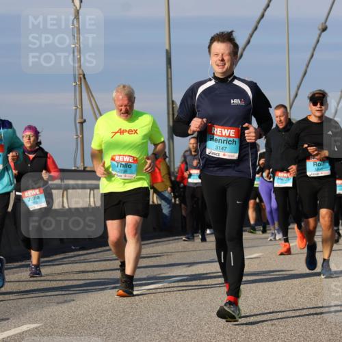 03.10.2025 - Köhlbrandbrückenlauf Strokosch-Dieckow http://msf.ph/oto/9120820 03.10.2025 09:55:55 Position 2 8519, 2829, 2739, 3147, 1905 meine-sportfotos.de