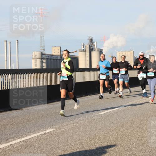 03.10.2025 - Köhlbrandbrückenlauf Lena Gebhardt http://msf.ph/oto/9124443 03.10.2025 09:45:52 Position 2 1284 meine-sportfotos.de