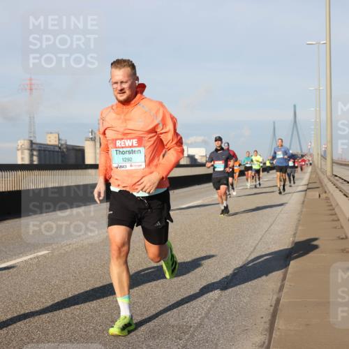 03.10.2025 - Köhlbrandbrückenlauf Lena Gebhardt http://msf.ph/oto/9124647 03.10.2025 09:45:58 Position 2 1292 meine-sportfotos.de
